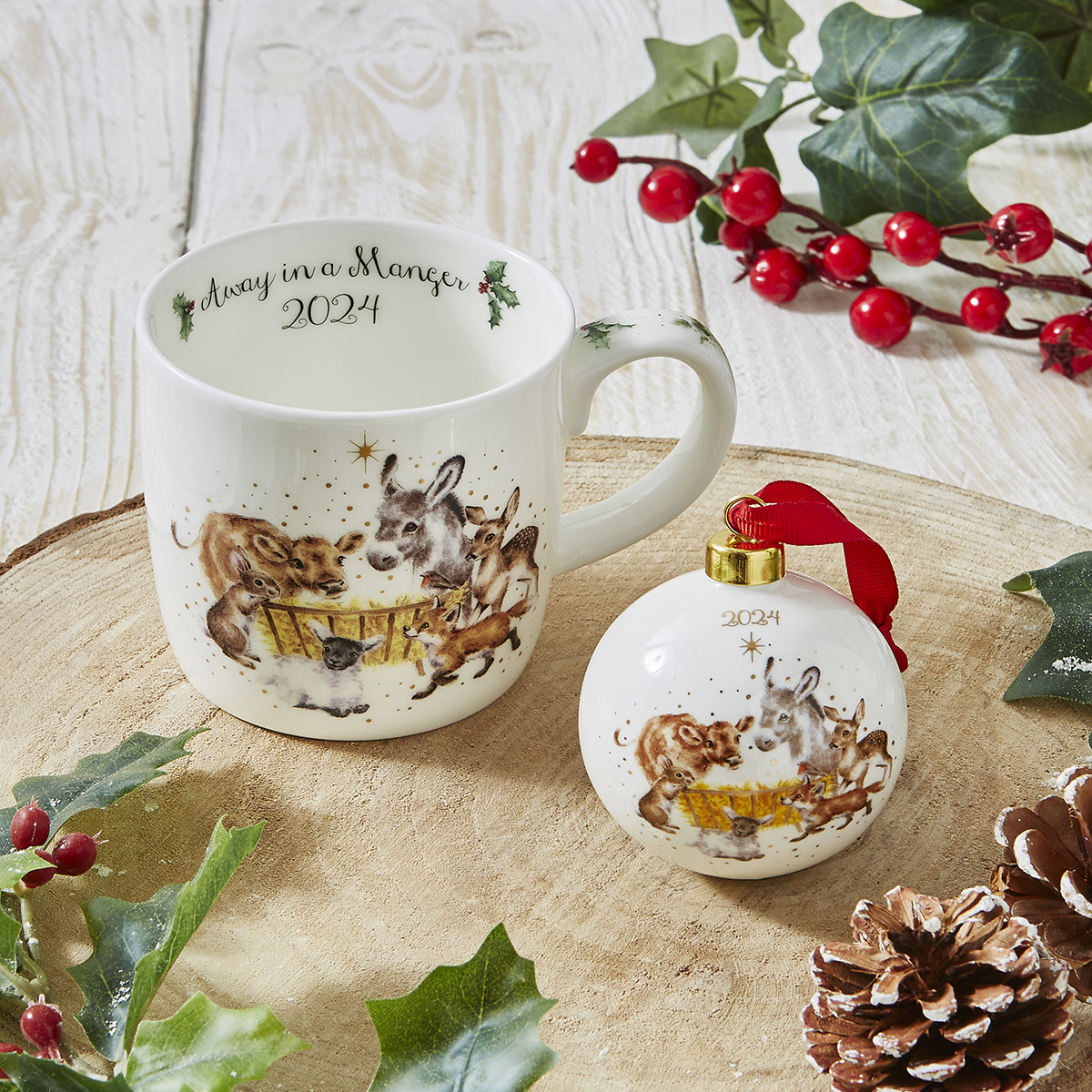 Wrendale Designs Annual Bauble 2024 - Away in a Manger image number null